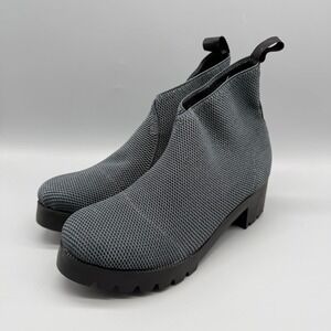 Charleston Shoe Co Womens 9 Grey Knit Sock Ankle Boots Chunky Lug Sole Platform